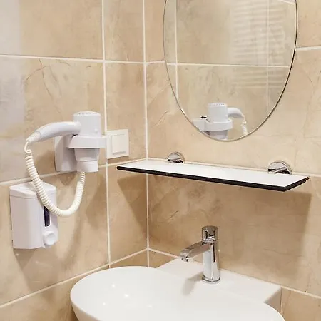Emge Otel