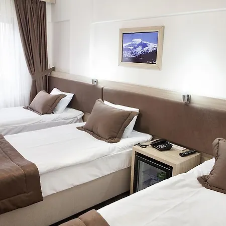 Hotel Emge 3*